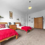8 Corkickle Holiday home *