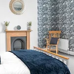 8 Corkickle Holiday home *